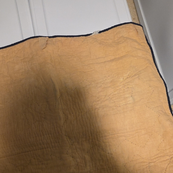 Navy and Tan Star Quilt - Picture 8 of 8